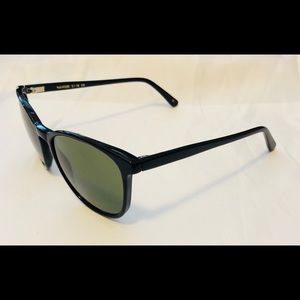 New L.G.R Nairobi Black Sunglasses
